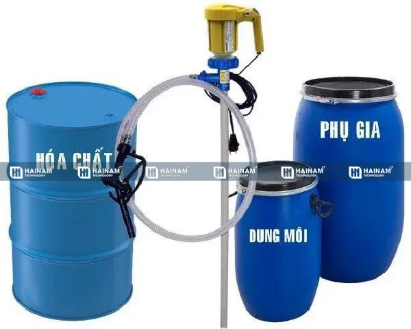 Lưu ý khi bơm hóa chất ăn mòn từ thùng phuy